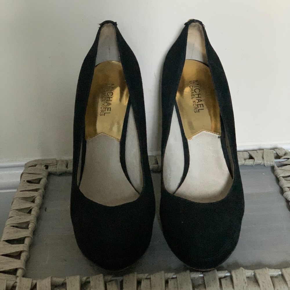 Michael Kors Black Platform Heel - Picture 3 of 6